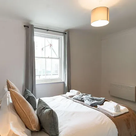 Bright 1 Bed Seaside - Harbour Views