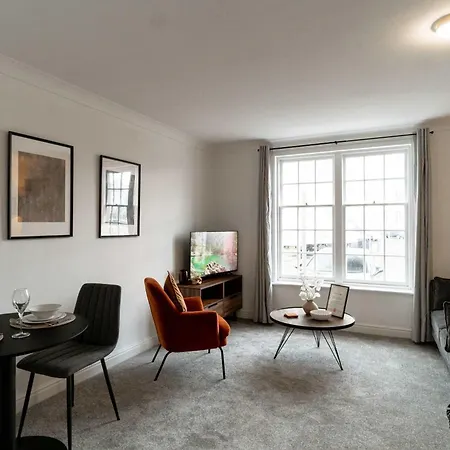 Bright 1 Bed Seaside - Harbour Views *