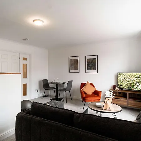 Bright 1 Bed Seaside - Harbour Views Apartment Whitehaven